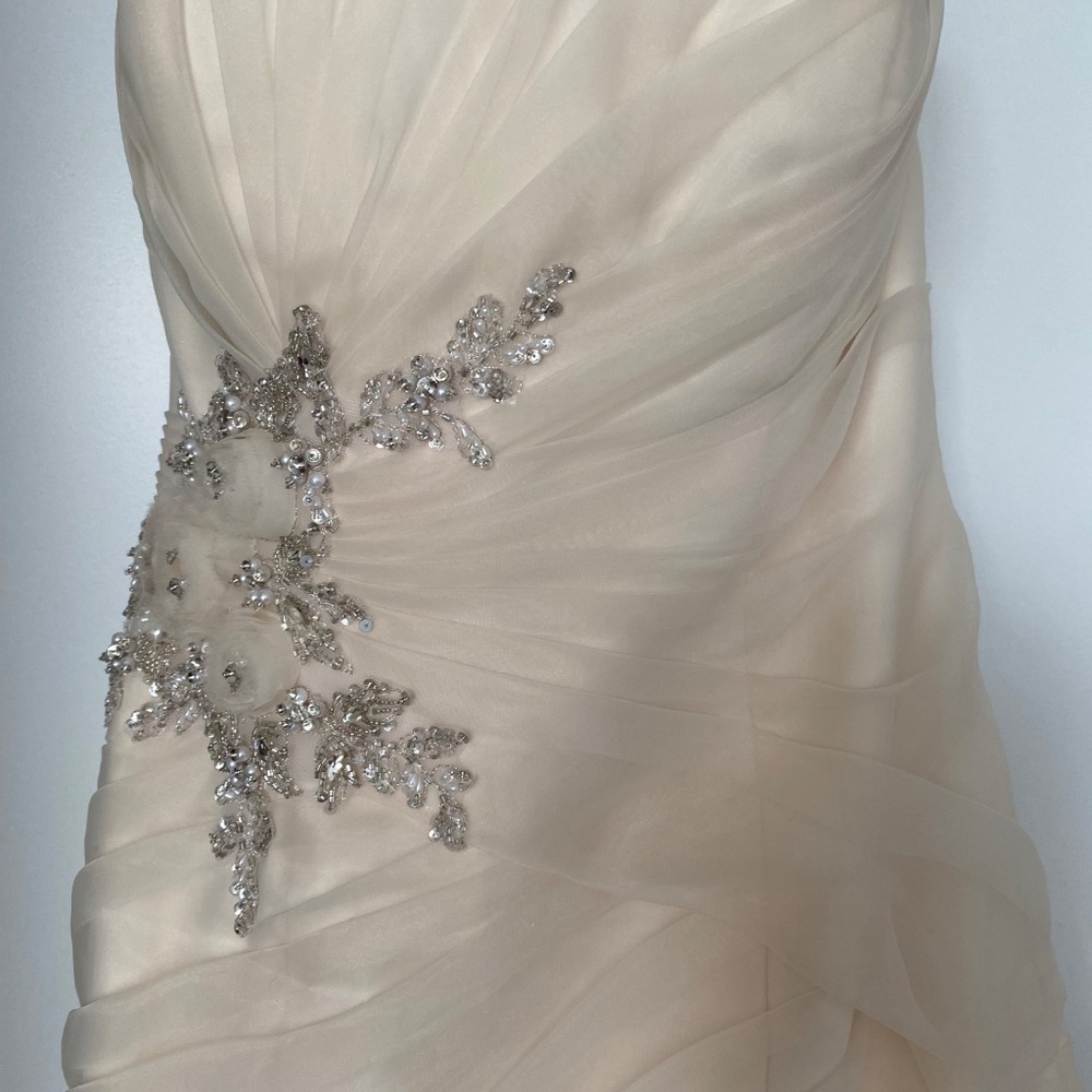 Impression Bridal Dress - Picture 5 of 16